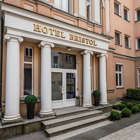 קילצה Hotel Bristol מראה חיצוני תמונה