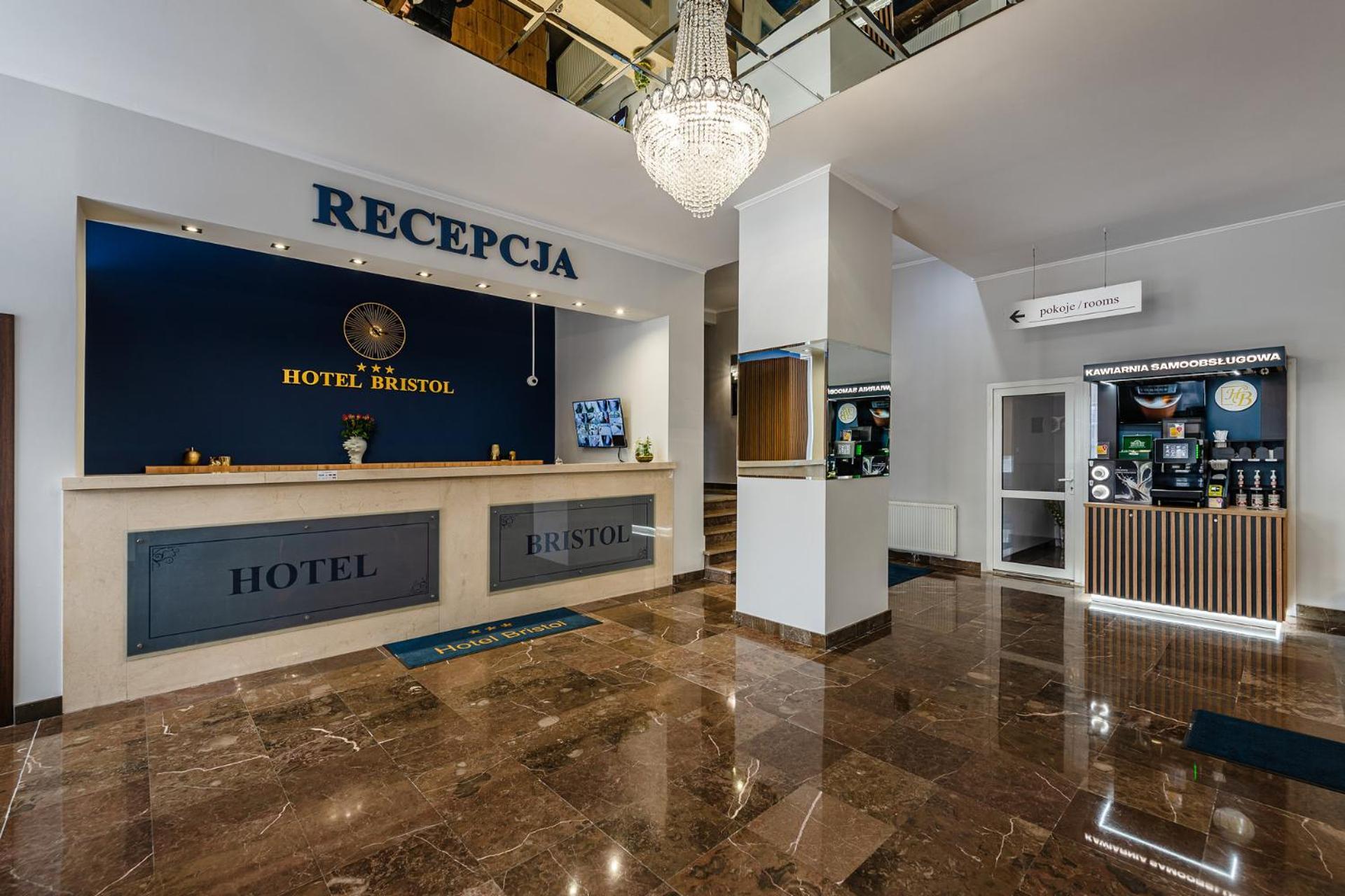 קילצה Hotel Bristol מראה חיצוני תמונה