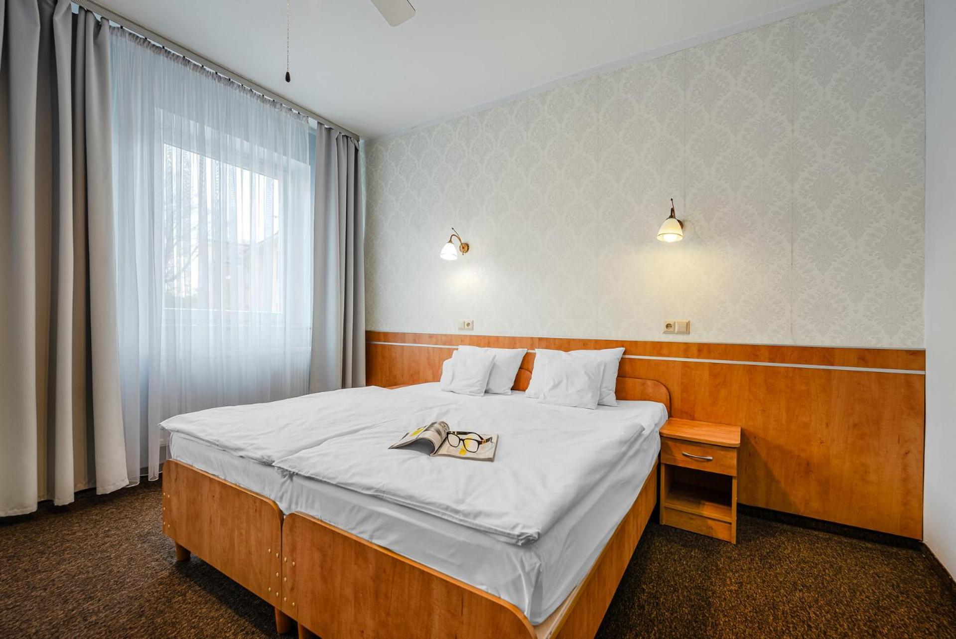 קילצה Hotel Bristol מראה חיצוני תמונה