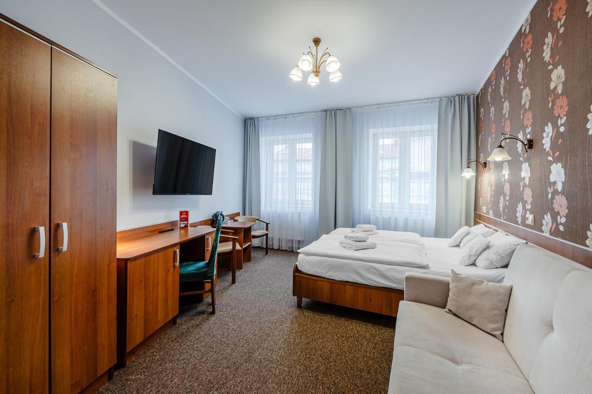 קילצה Hotel Bristol מראה חיצוני תמונה