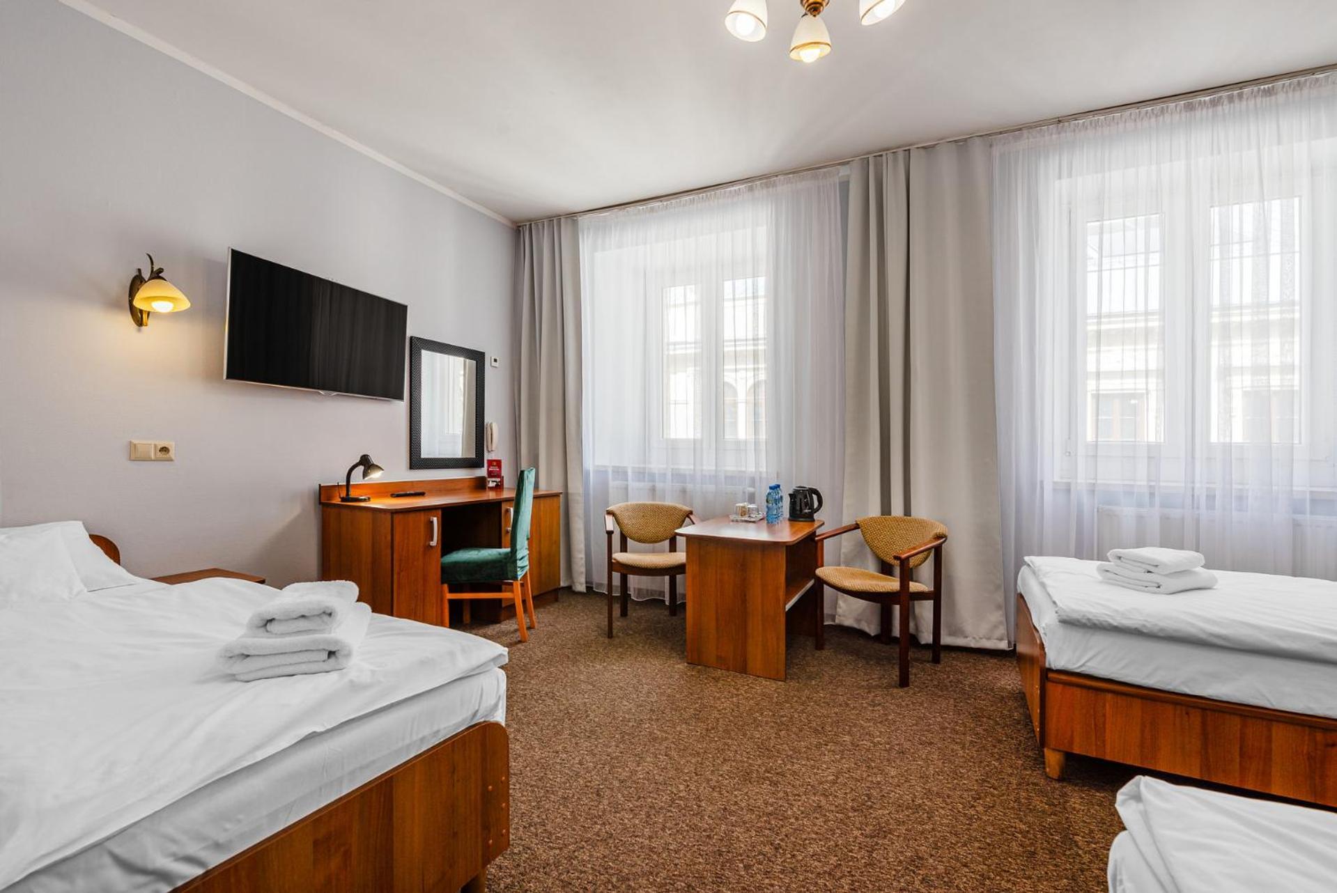 קילצה Hotel Bristol מראה חיצוני תמונה