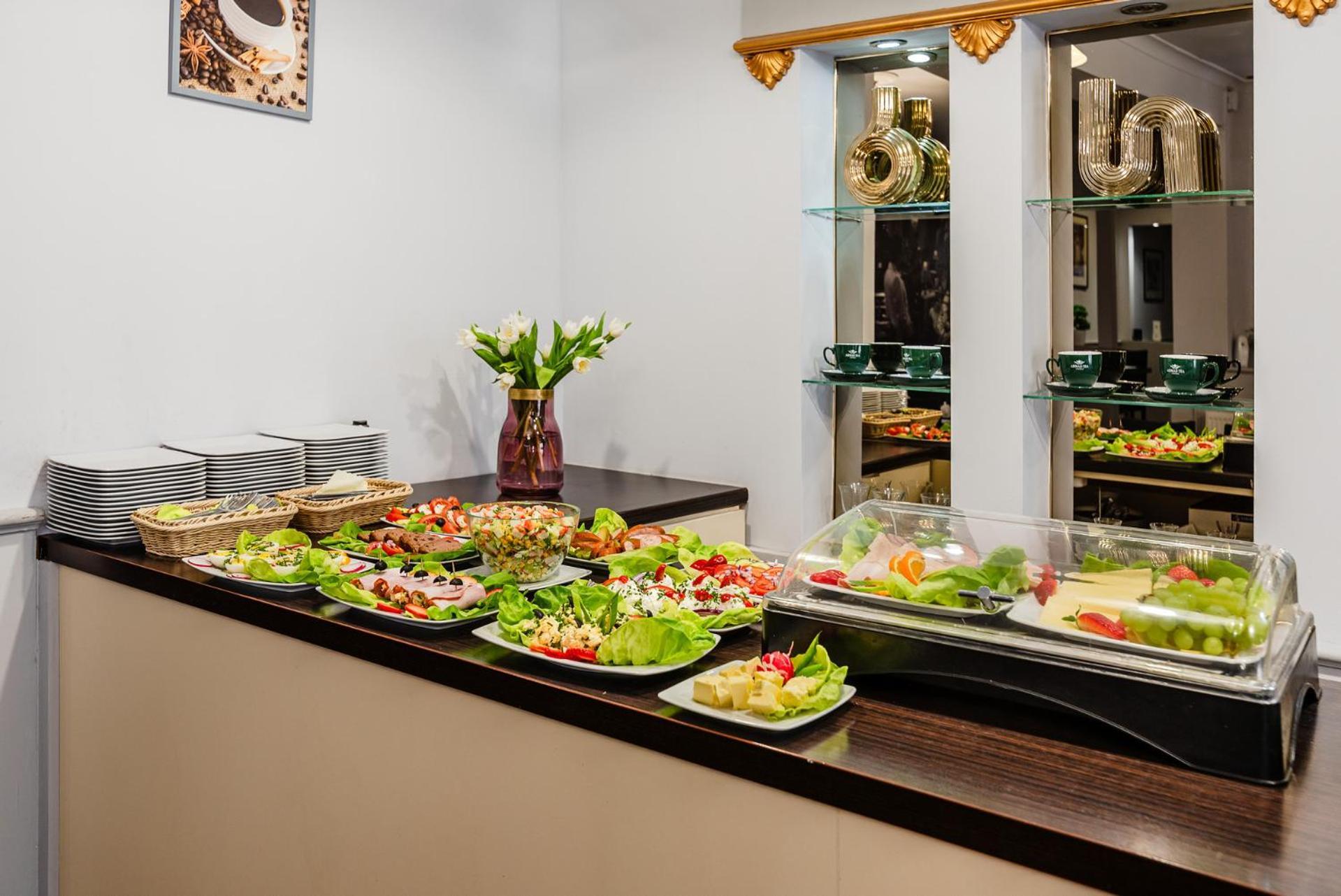 קילצה Hotel Bristol מראה חיצוני תמונה